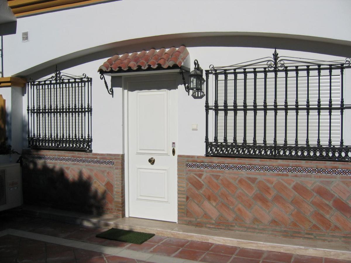 Apartamentos La Libertad Estepona Dış mekan fotoğraf