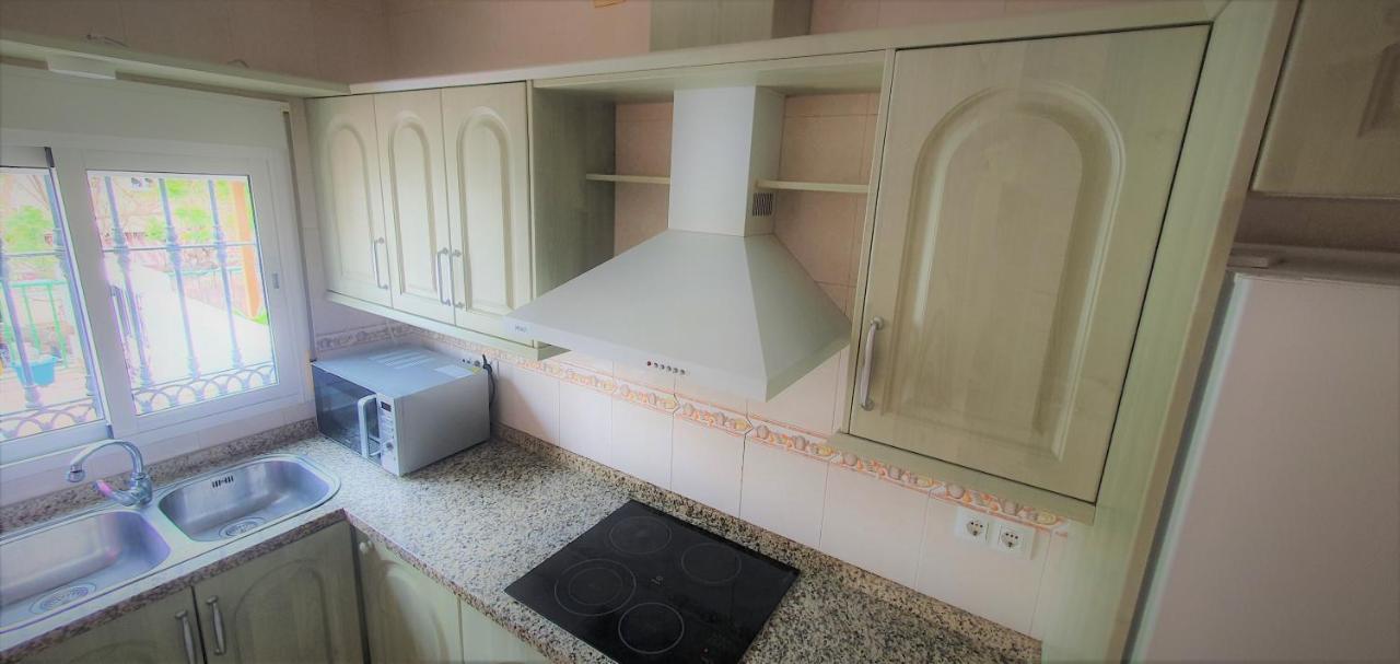 Apartamentos La Libertad Estepona Dış mekan fotoğraf