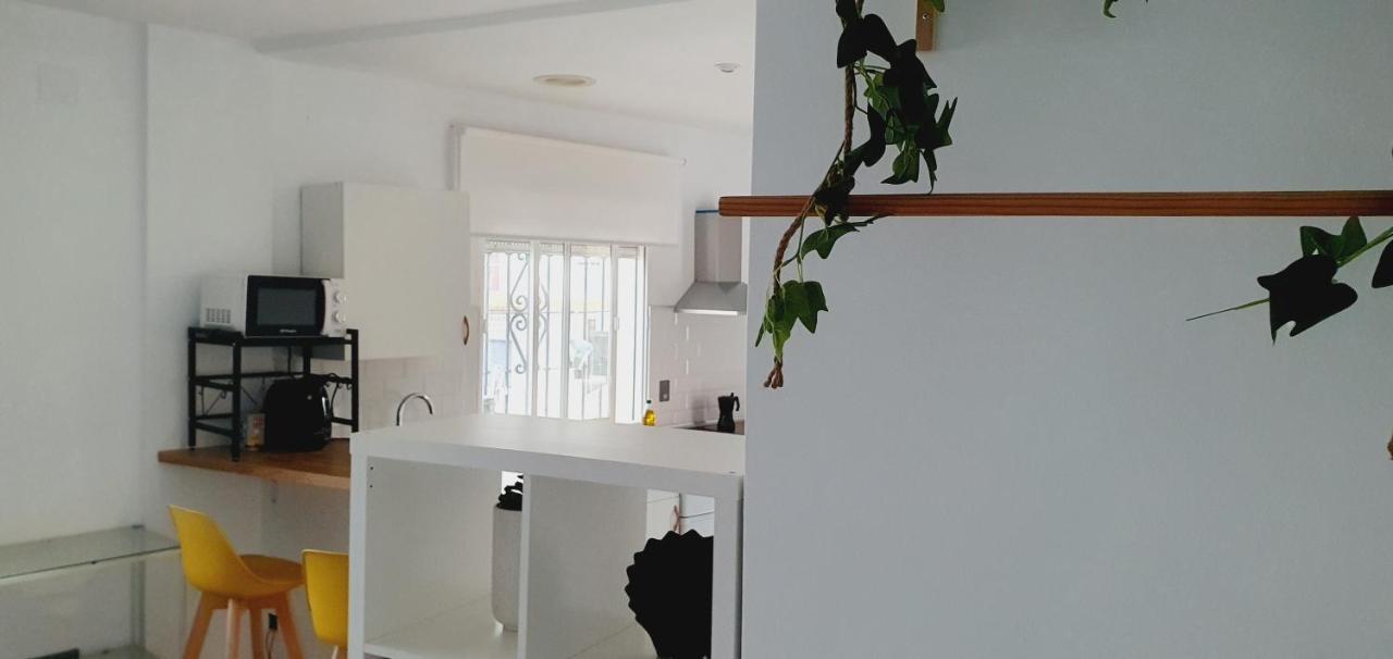 Apartamentos La Libertad Estepona Dış mekan fotoğraf