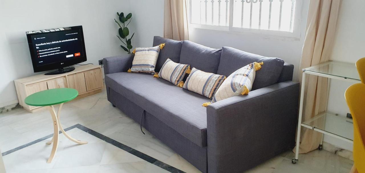 Apartamentos La Libertad Estepona Dış mekan fotoğraf