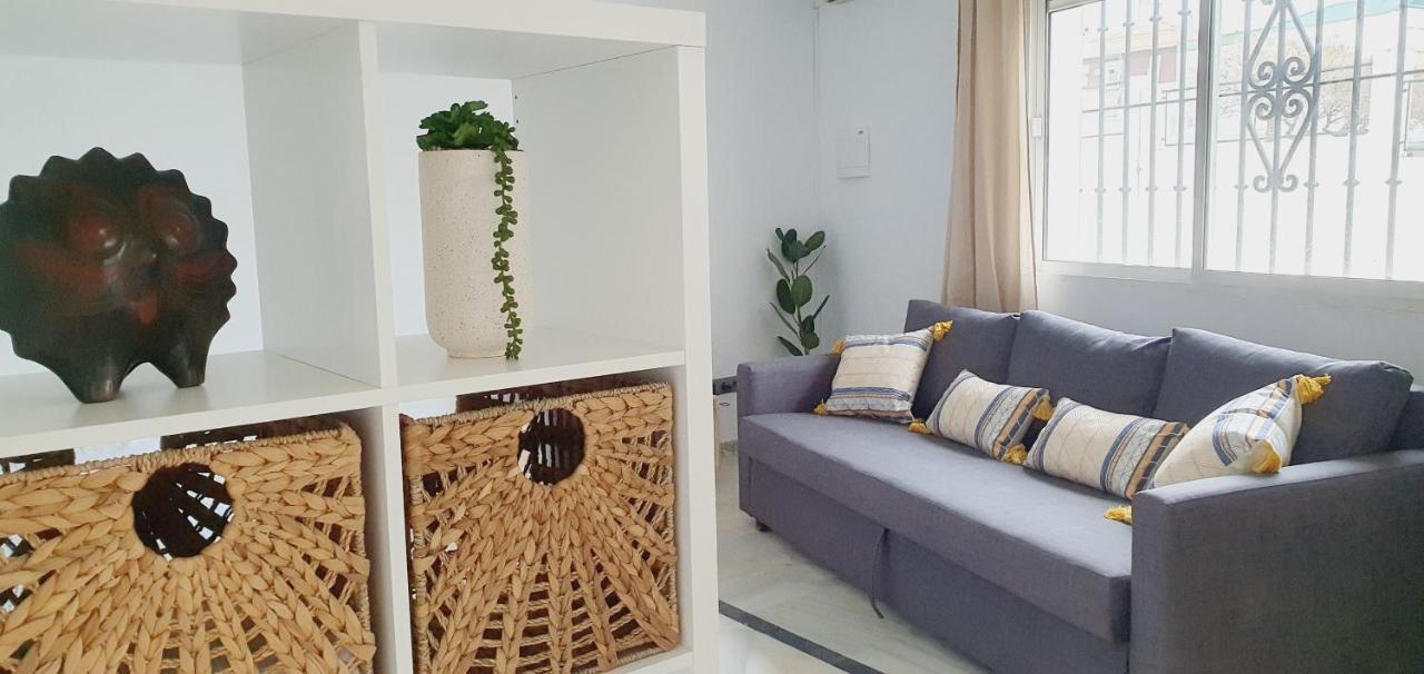 Apartamentos La Libertad Estepona Dış mekan fotoğraf