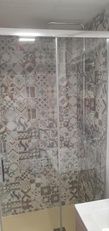 Apartamentos La Libertad Estepona Dış mekan fotoğraf